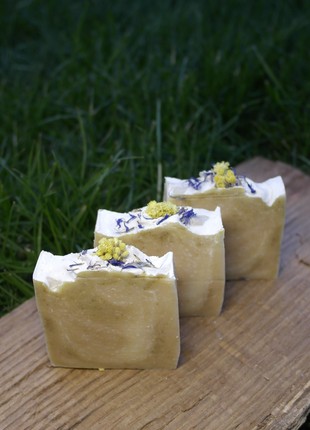Soap with moringa and lemongrass