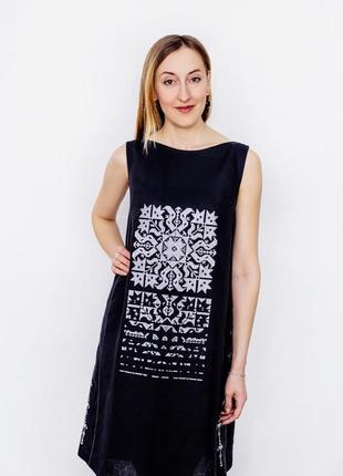 Black dress with embroidery "Zirka"