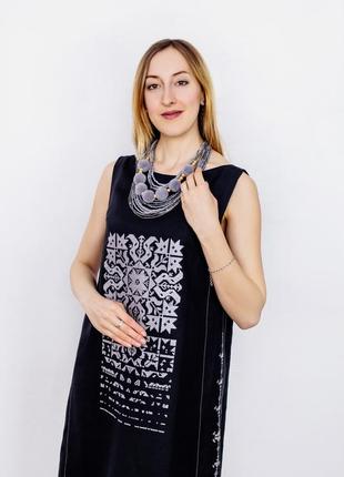 Black dress with embroidery "Zirka"5 photo
