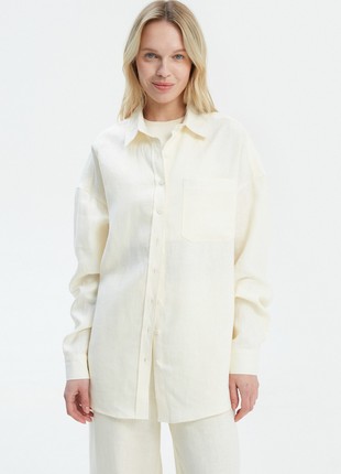 Milky loose-fit shirt made of 100% linen