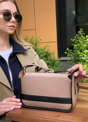 Beige leather crossbody bag for woman, Beige leather purse, Beige stylish leather handbag, Lamponi Aurora beige1 photo
