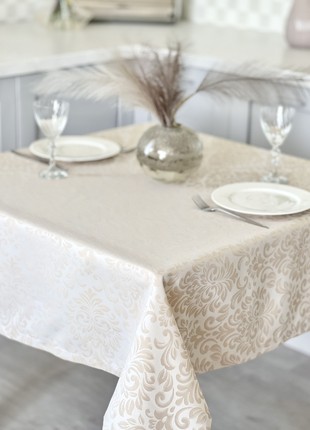 Teflon-coated tablecloth  134x220 cm./52x86 in