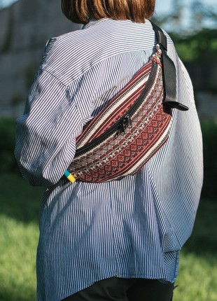 Women's belt bag-banana "Chichka mala" ethnic style.3 photo