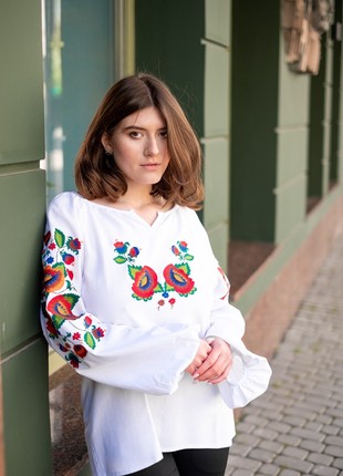 Woman's linen white Embroidered blouse "BOLEKHIVSKA"