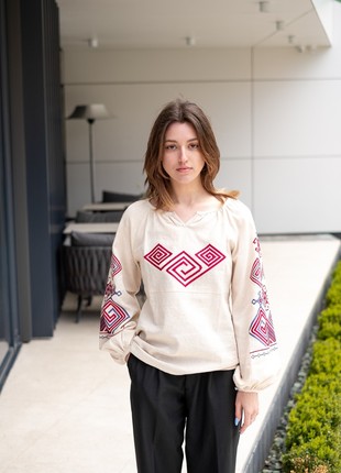 Embroidered shirt «Infinity» (beige)7 photo