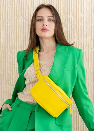 yellow leather belt bag The Wings TW-BeltBag-black-yell6 photo