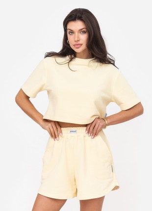 Short t-shirt three-thread