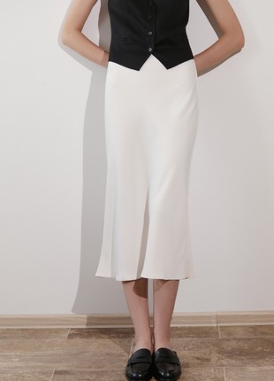 MILKY MIDI SKIRT5 photo