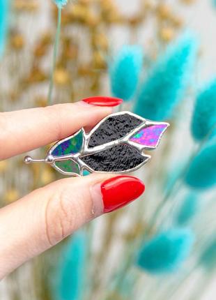 Raven feather stained glass pin6 photo