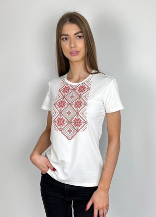 women's t-shirt with red embroidery "Polish star", milky
