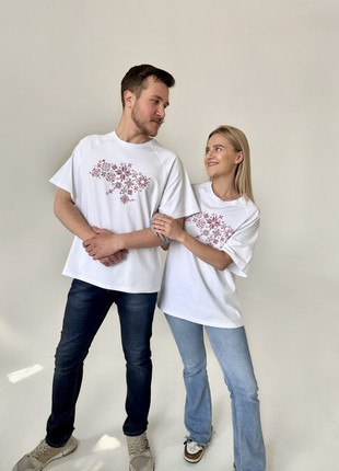 Women's t-shirt with embroidery "Ukraine"3 photo