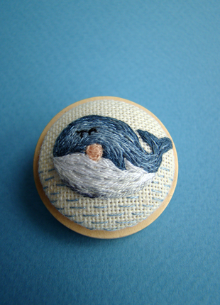 Brooch Whale