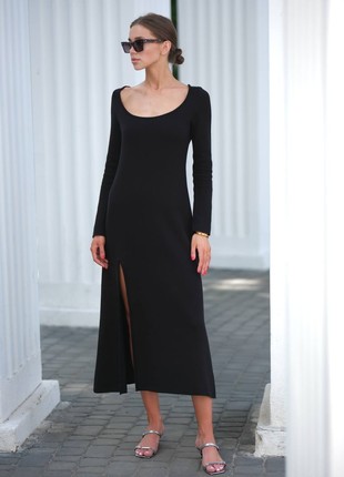 Knit midi dress with open beck