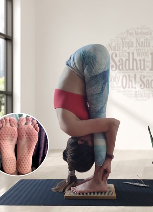 Oh! SADHU Board for Yoga from Natural Oak, Black Cat with Realistic Eyes7 photo