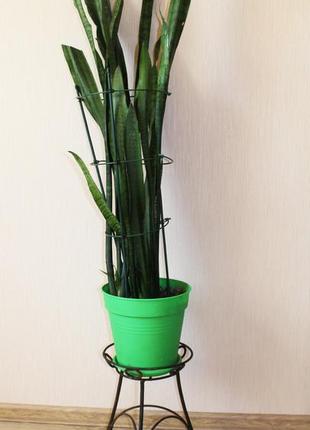 Wrought stand for flowers or for one plant2 photo