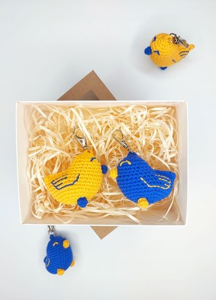 Set of knitted keychains "Birds of Freedom"