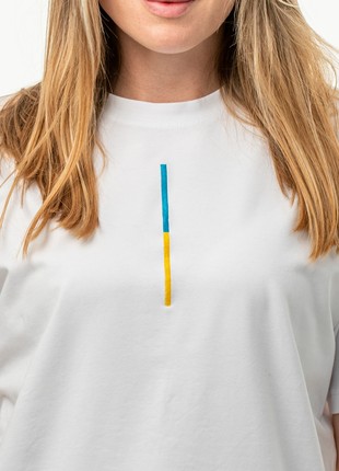 Unisex t-shirt with embroidery "Colours of freedom" white2 photo