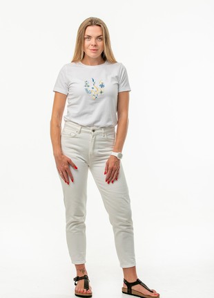 Women's t-shirt with embroidery "Picturesque Ukrainian coat of arms" white6 photo