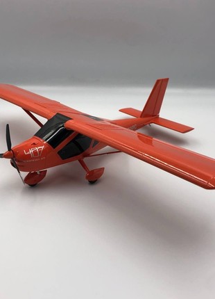Airplane model Aeroprakt A32L (Orange) Aeorklub Aeroprakt UR-PAPG demonstrator