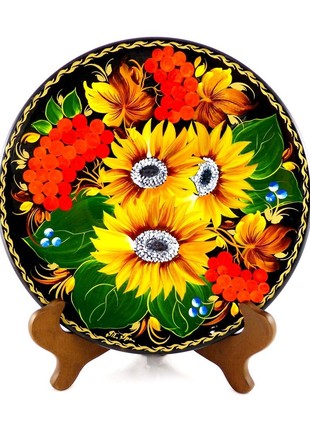 Plate with painting D220mm Flowers M-17