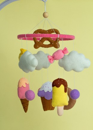 Musical baby mobile with bracket, Candies Baby mobile