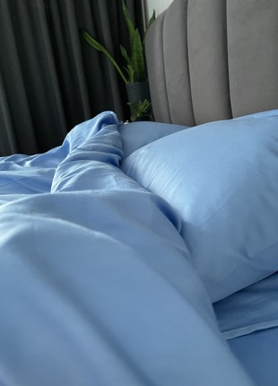 Blue bedding set
