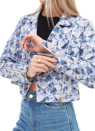 Denim jacket with an original author's print. It can be made in different sizes. It is possible to make a model from another fabric.