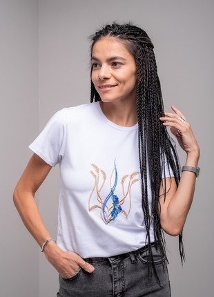 Basic T-shirt with embroidery "Mallow trident" white. support ukraine