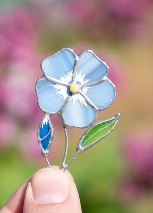 Periwinkle flower stained glass brooch3 photo
