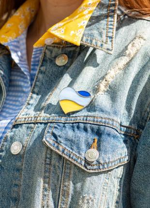 Heart of Ukraine stained glass brooch4 photo