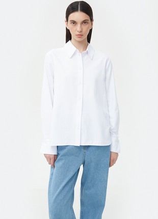 Basic white cuffed shirt