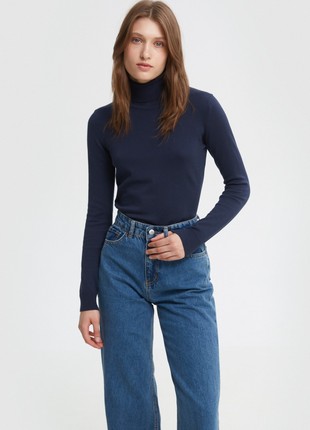 Basic knitted dark blue turtleneck