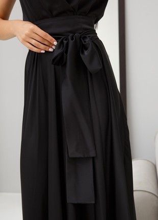 Gentle evening dress in black color3 photo