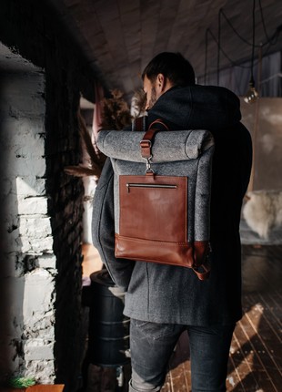 Personalized roll top backpack, felt grey laptop bag, street style, natural leather handbag, hiking travel rucksack, custom city backpack M