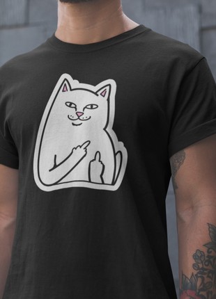 Stylish men's t-shirt with a "ripndip cat" print