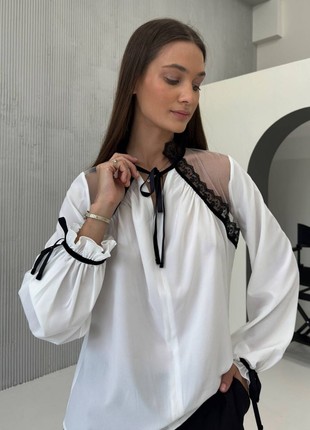 MILK BLOUSE WITH LASE1 photo