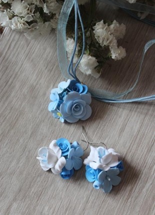 Blue handmade  jewelry set  , earrings and pendants1 photo