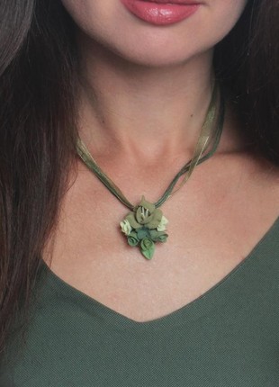 Green jewelry set of pendants and earrings2 photo