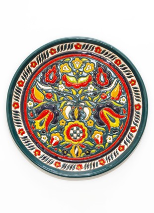 Handmade plate with a Crimean Tatar pattern
