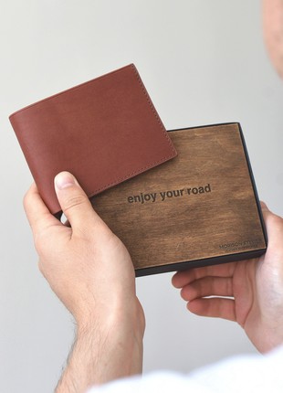 Natural leather men's wallet brown colour ,Personalized Christmas gif for dad, Custom perfect leather bifold