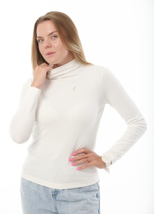 Women's turtleneck with embroidery "Dove of peace" milky