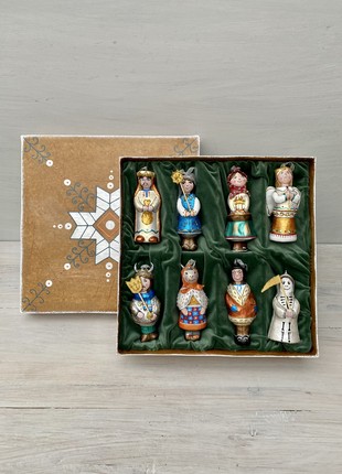 A sculptural nativity scene in a handmade box