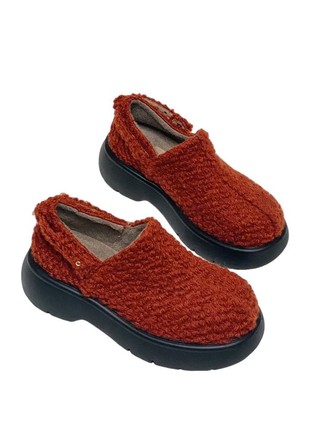 Clogs