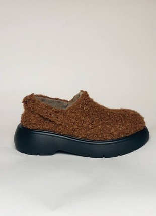 Clogs