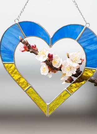 Stained glass Ukrainian heart decor2 photo