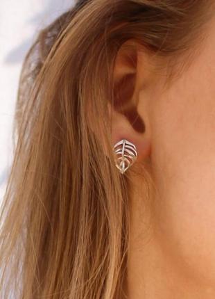 Flora earrings1 photo