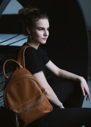Leather backpack / caramel4 photo