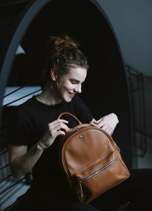 Leather backpack / caramel5 photo