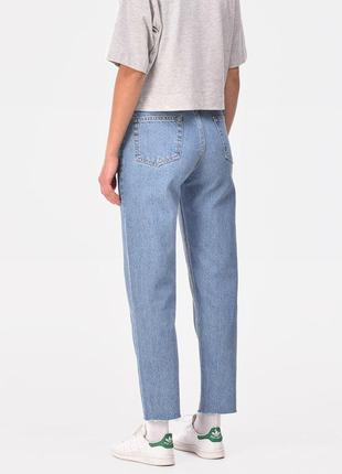 Cropped jeans1 photo