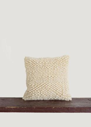 White woolen pillow gushka (with filling)
